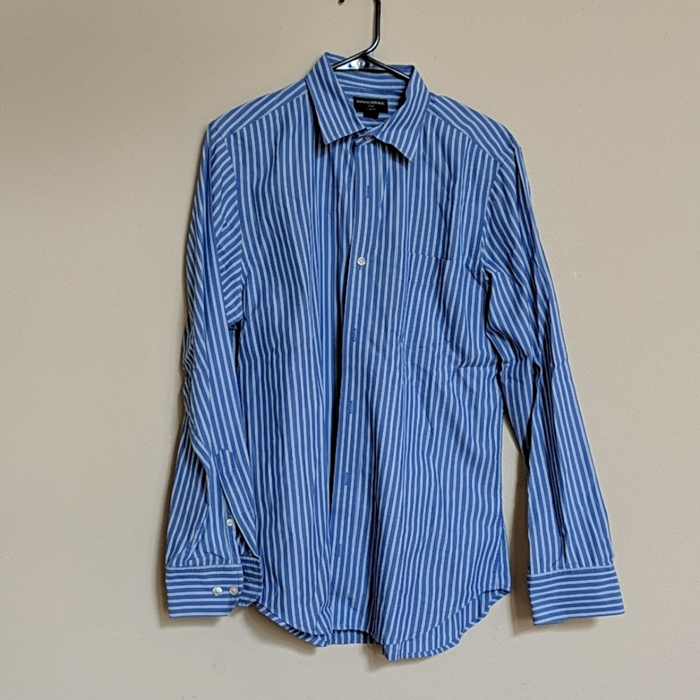 Banana Republic blue dress shirt